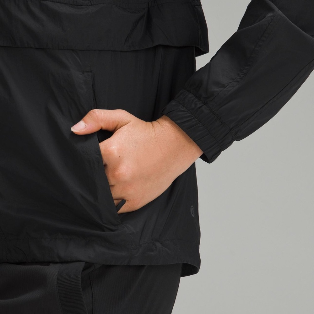 Lululemon Light Zip Up Jacket - image 8